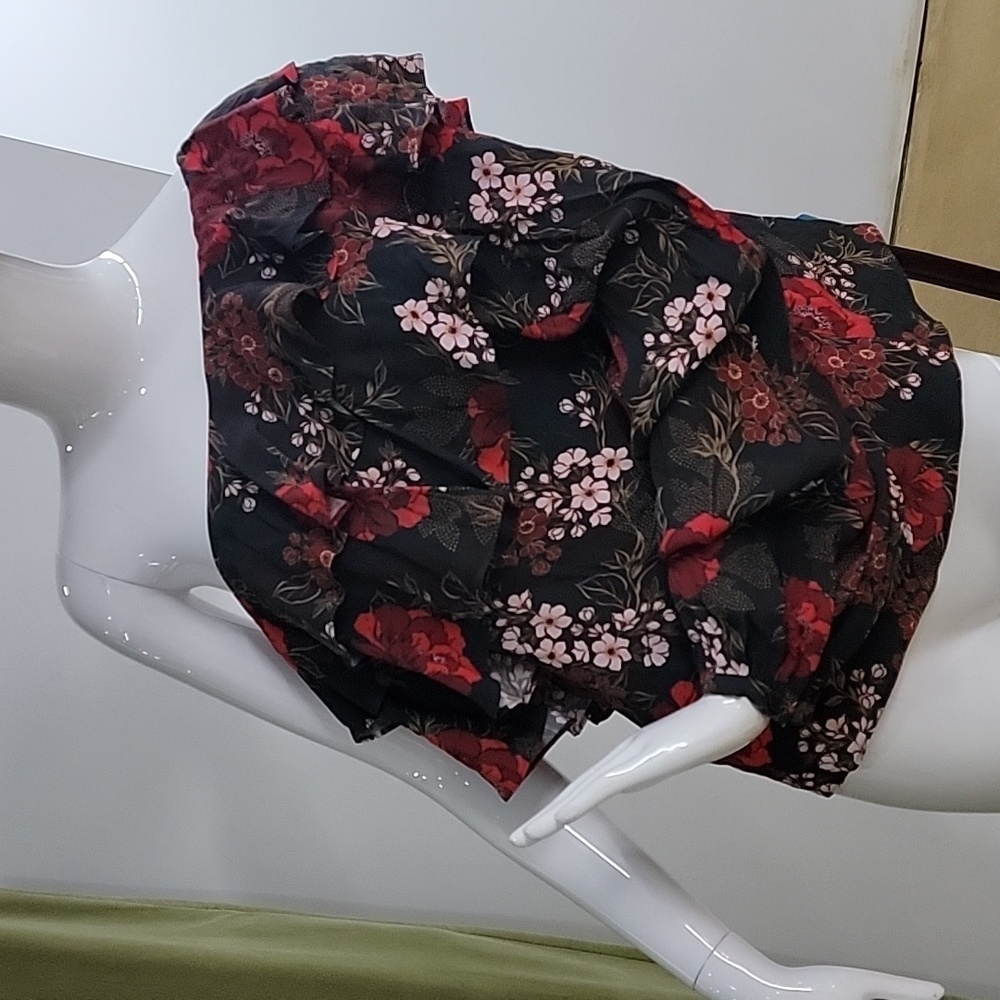 NWOT Yumi Kim One Shoulder Floral Printed Blouse Size Small
